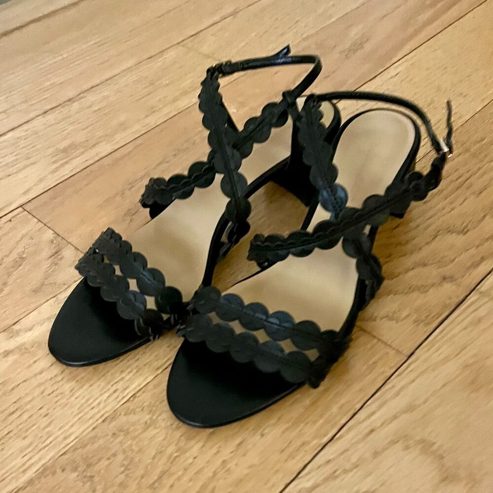 Banana Republic Strappy Leather Sandals, Size 8.5